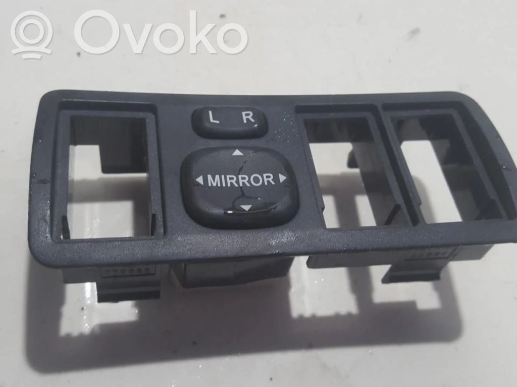 Toyota Corolla Verso E121 Interruttore specchietto retrovisore 