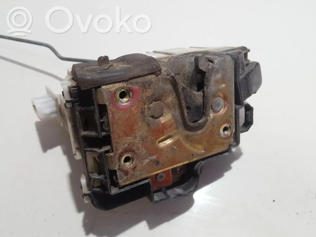 Volkswagen Golf III Încuietoare ușă spate 