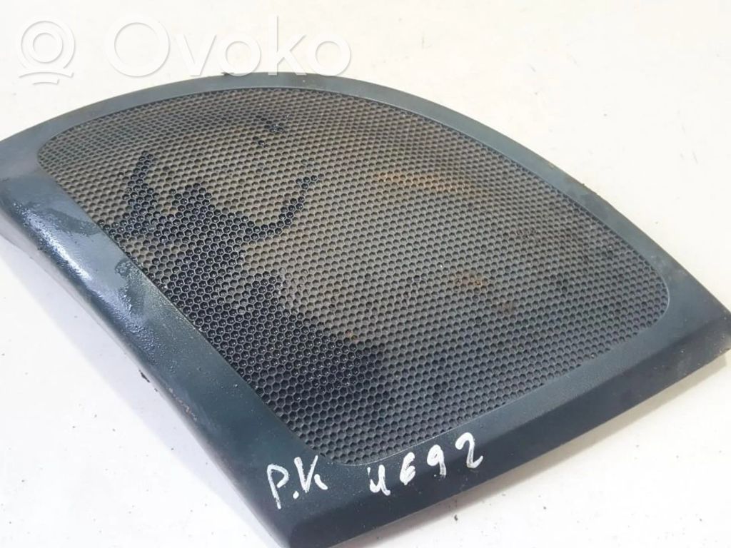 Renault Megane I Sivukaiuttimen suoja 