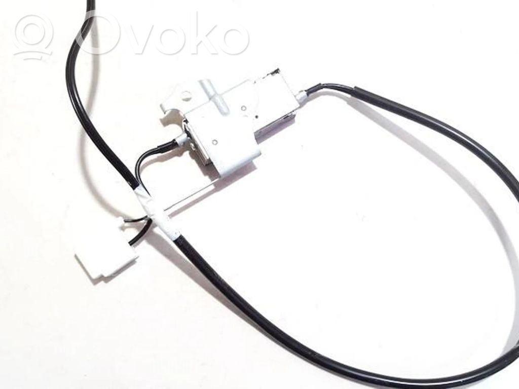 Toyota Avensis T250 Unitate control antenă 