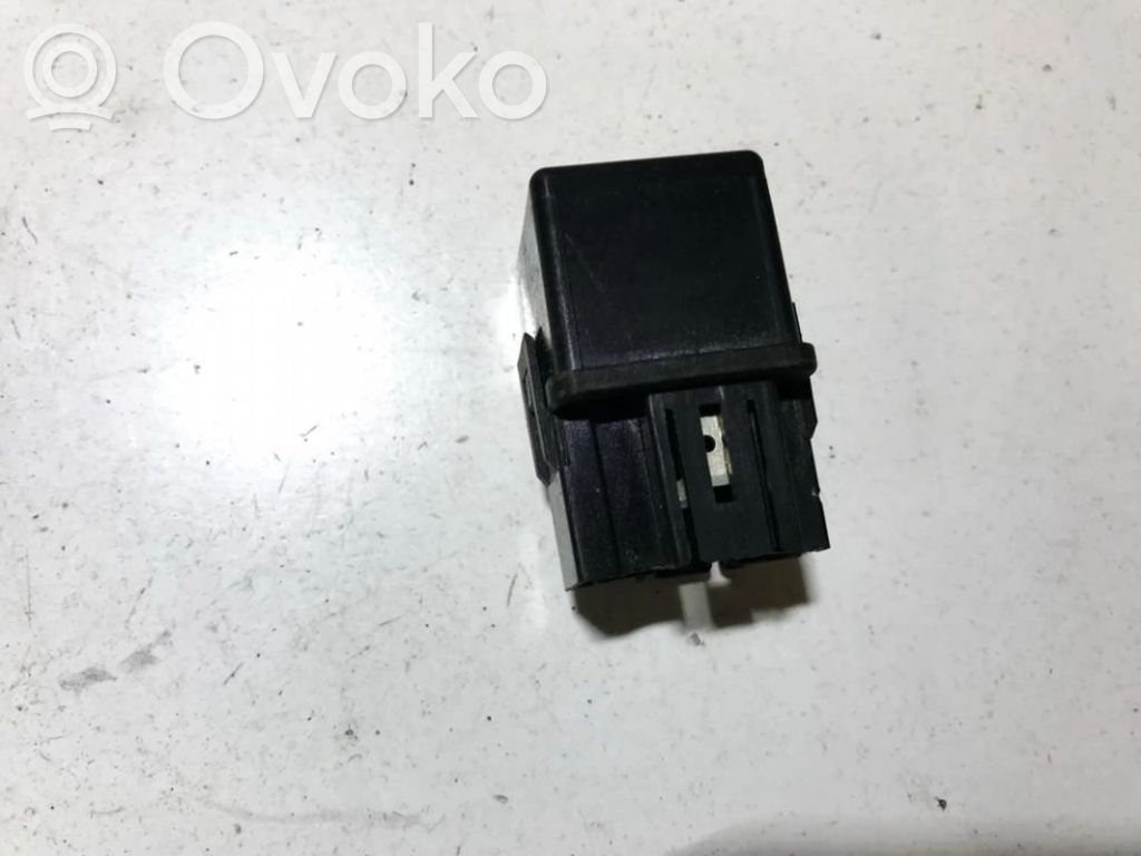 Volvo S40, V40 Alte relee 