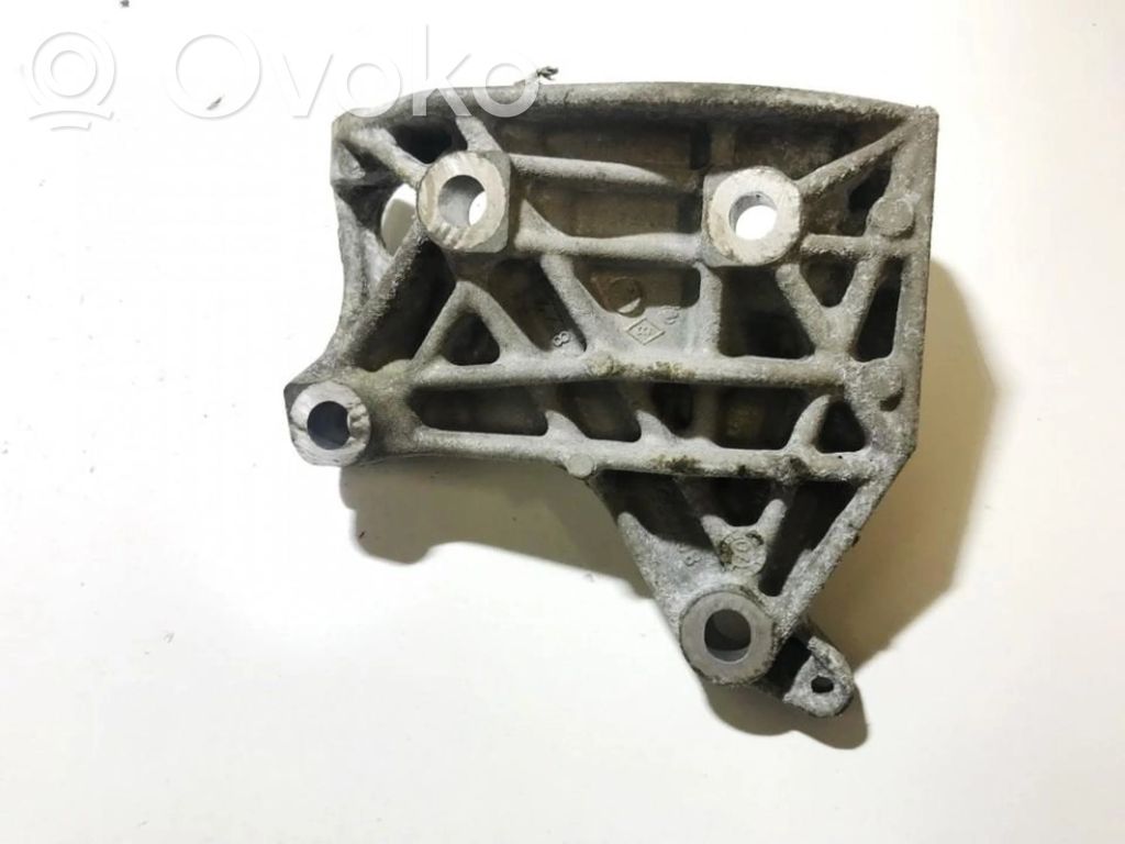 Renault Clio II Supporto di montaggio del motore (usato) 