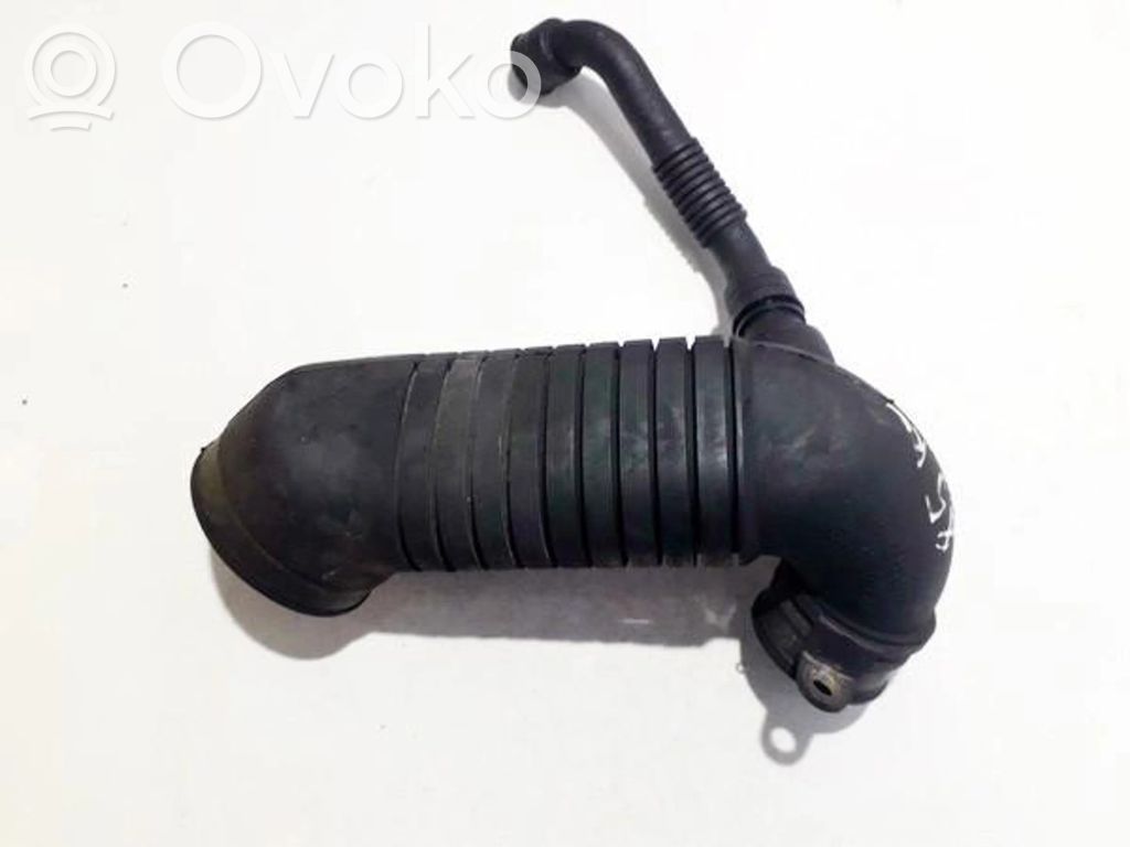 Furtun/conductă intercooler   8D0129615,8D0129615,8D0129615