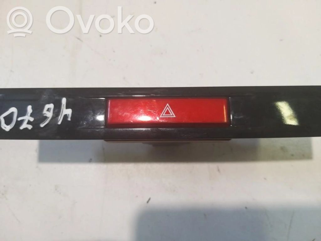 Hätävilkkujen kytkin   M27745,M27745,M27745
