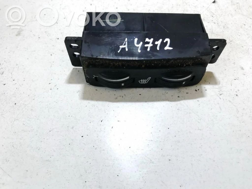 Toyota Avensis T250 Comutator încălzire scaune 
