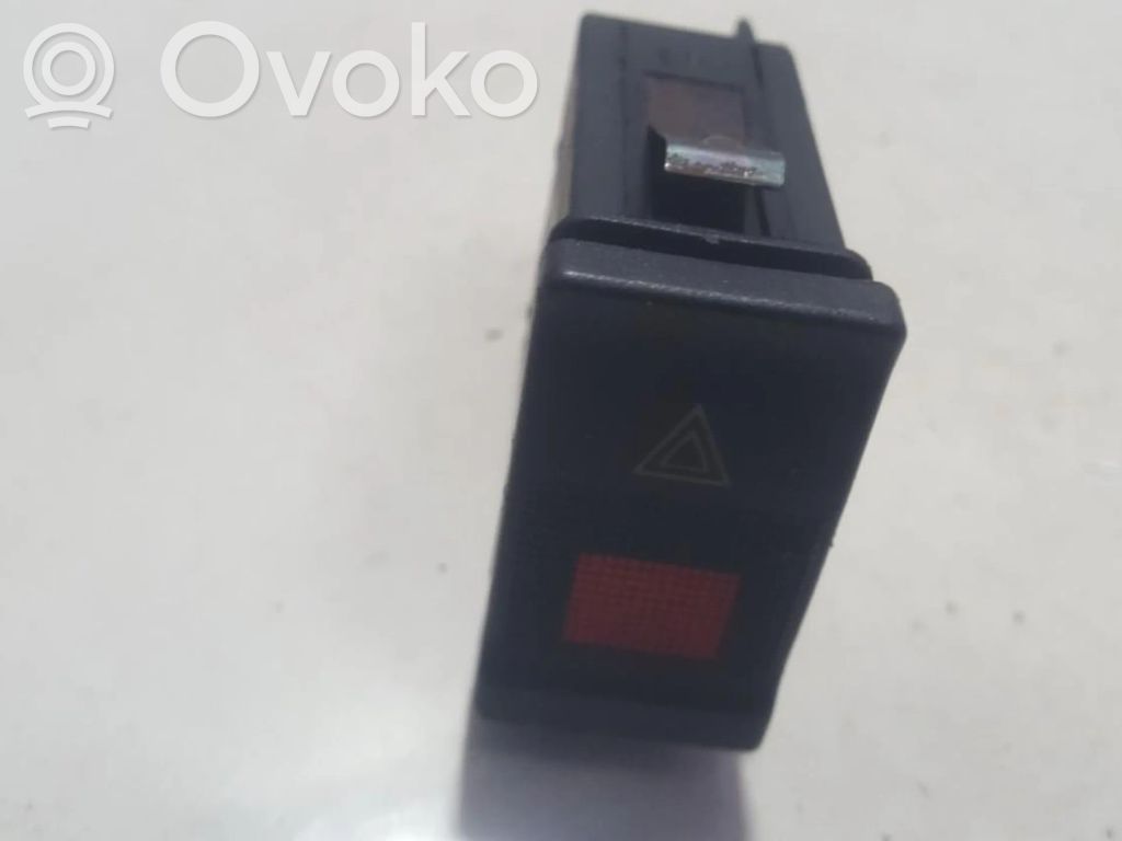 Botón interruptor de luz de peligro   4A0941509,4A0941509