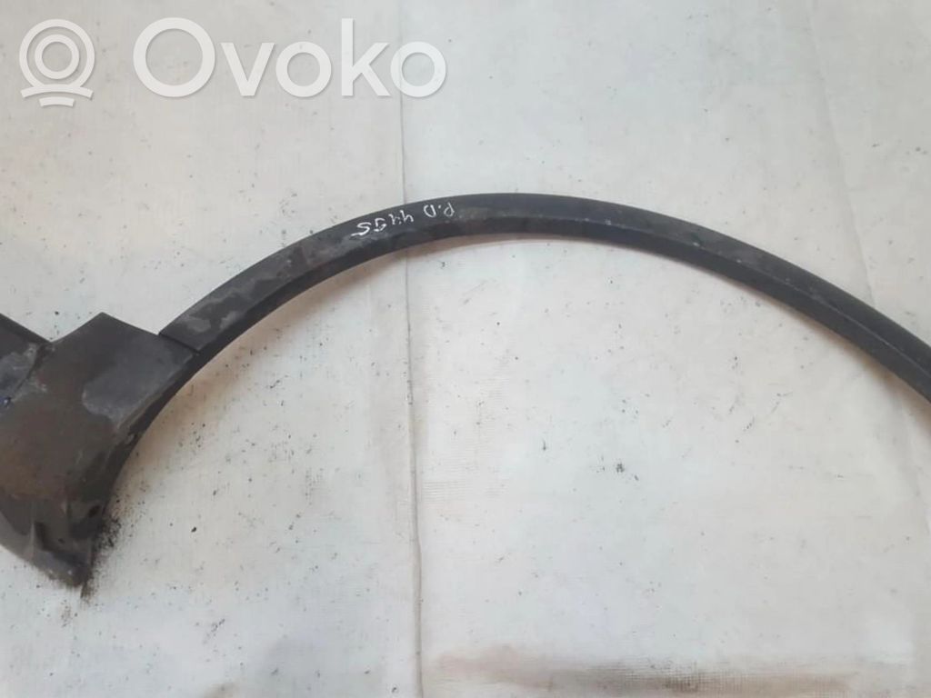 Ford Kuga I Garniture pour voûte de roue avant
