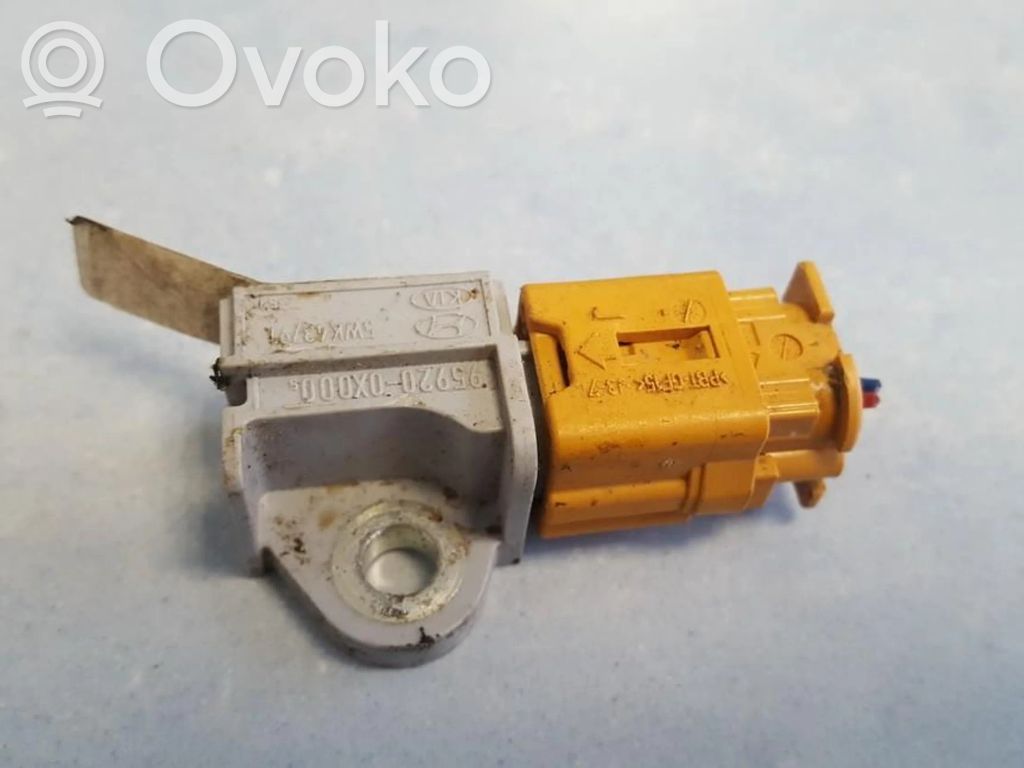 Hyundai i20 (PB PBT) Senzor impact/declanșare airbag