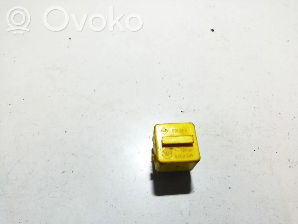 Altri relè   61311378301,601576,601576,61311378301