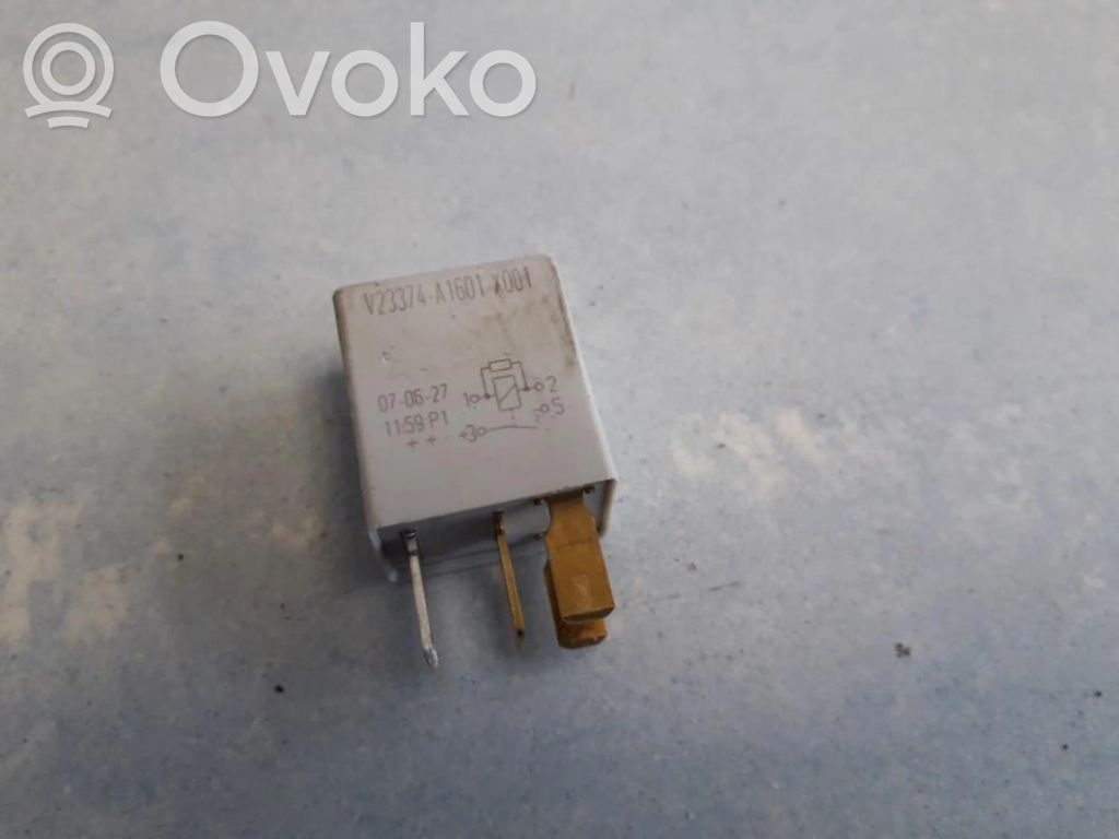 Toyota Avensis T250 Alte relee