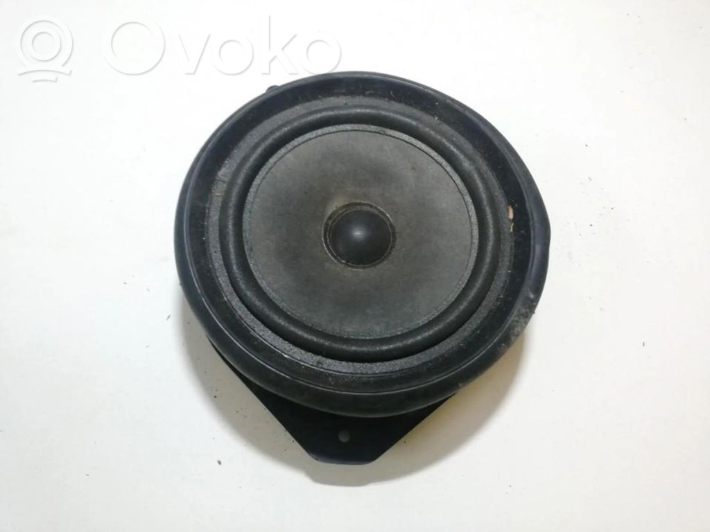 Audi A4 S4 B7 8E 8H Głośnik drzwi przednich 