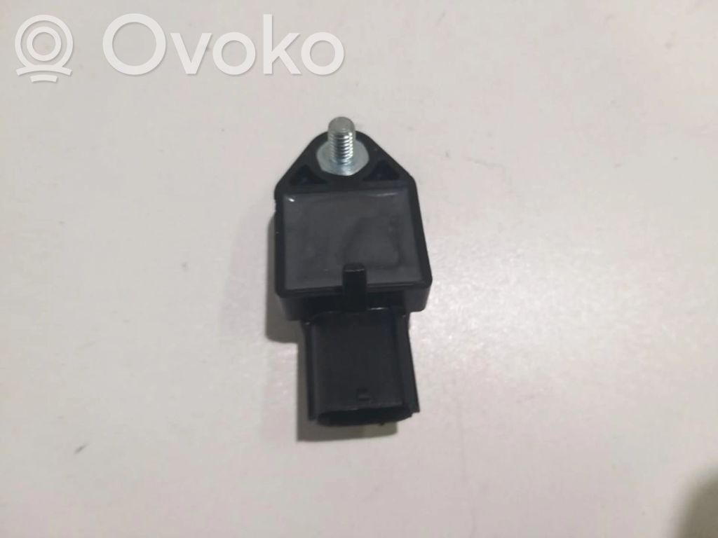 Toyota Corolla Verso AR10 Sensore d’urto/d'impatto apertura airbag 