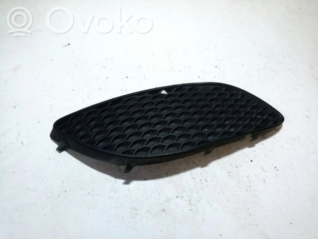 Opel Zafira B Mascherina inferiore del paraurti anteriore 