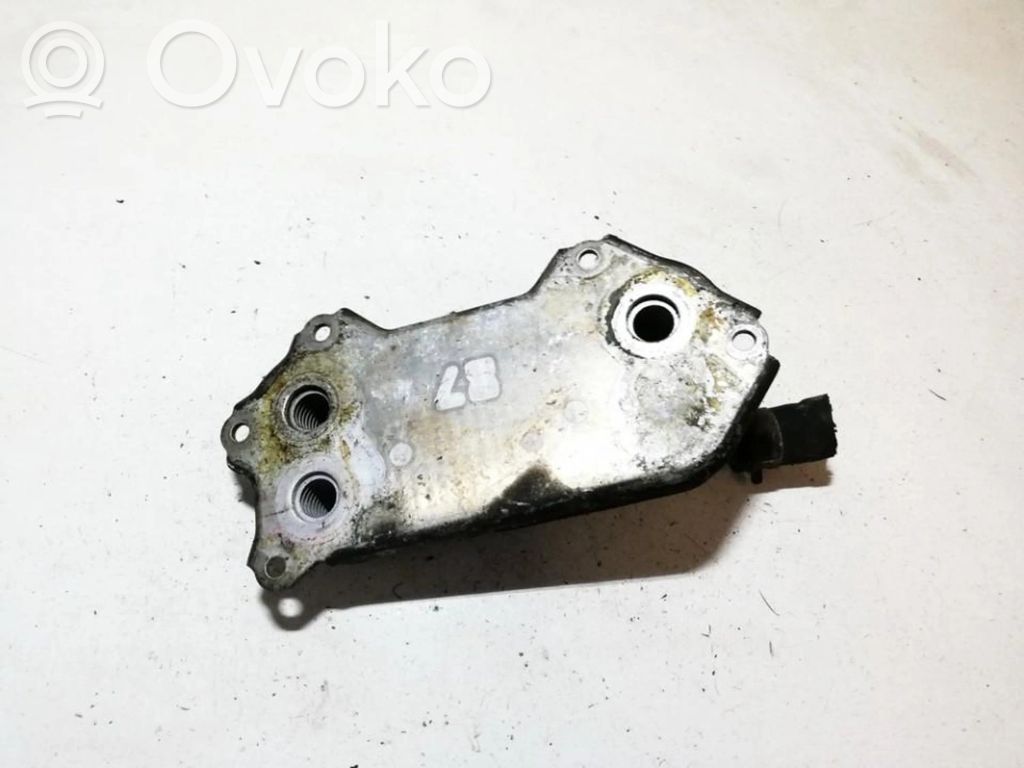 Toyota Avensis T250 Radiatore dell’olio del motore 