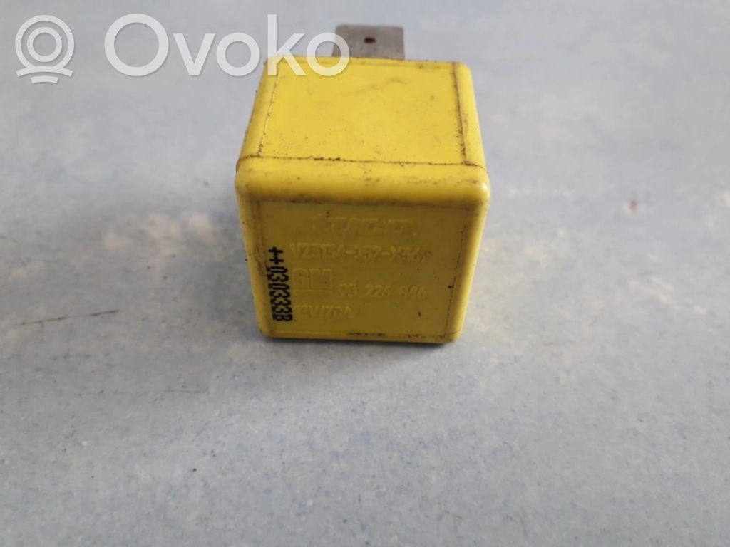 Muu rele   90226846,V23134J52X369,90226846,V23134J52X369,V23134J52X369