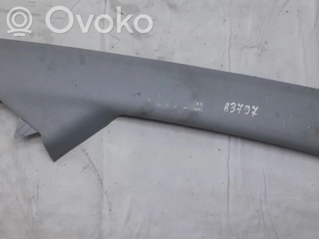 Mazda 5 Kita salono detalė 