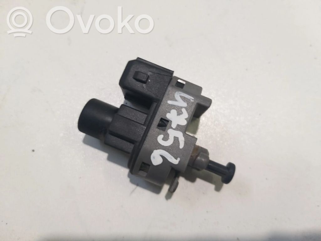 Ford Mondeo Mk III Comutator senzor pedală frână 