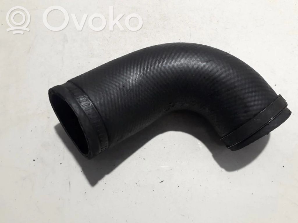 Volvo V70 Furtun/conductă intercooler