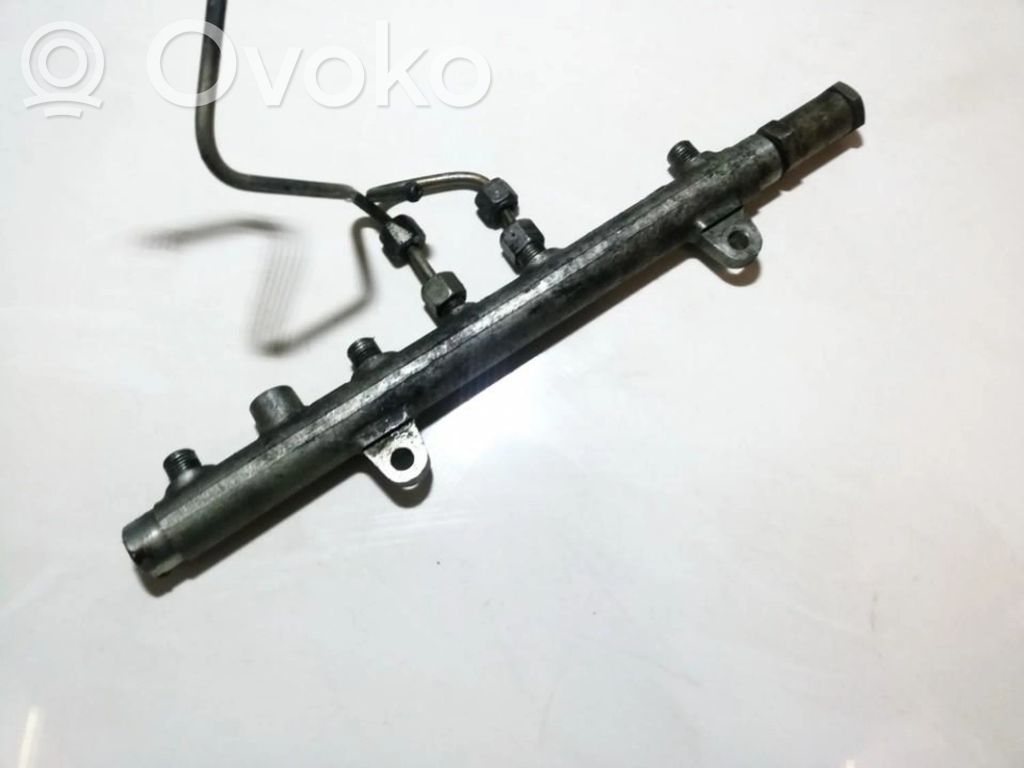 Volvo S40, V40 Fuel main line pipe 