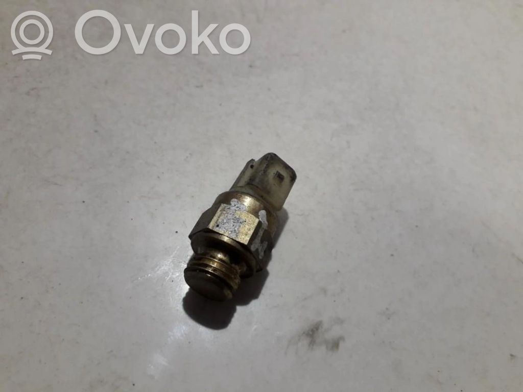 BMW 5 E39 Coolant temperature sensor 