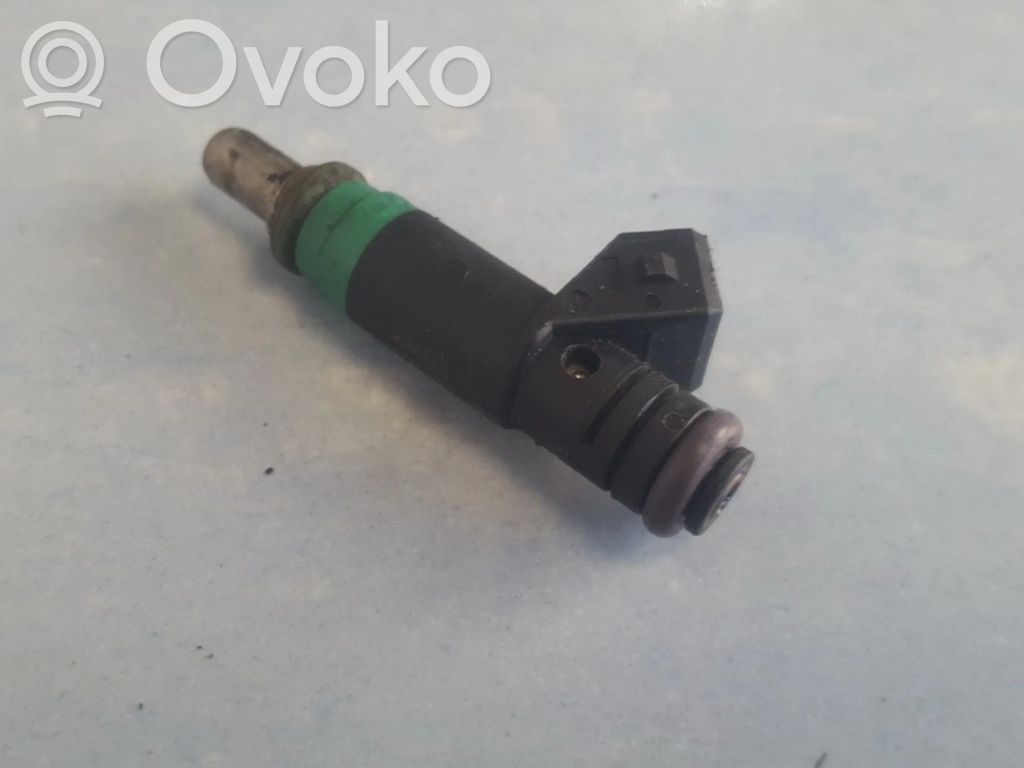 Volvo S40, V40 Inyector de combustible 