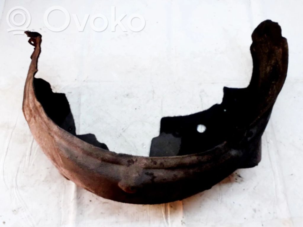 Toyota Corolla Verso AR10 Nadkole tylne 
