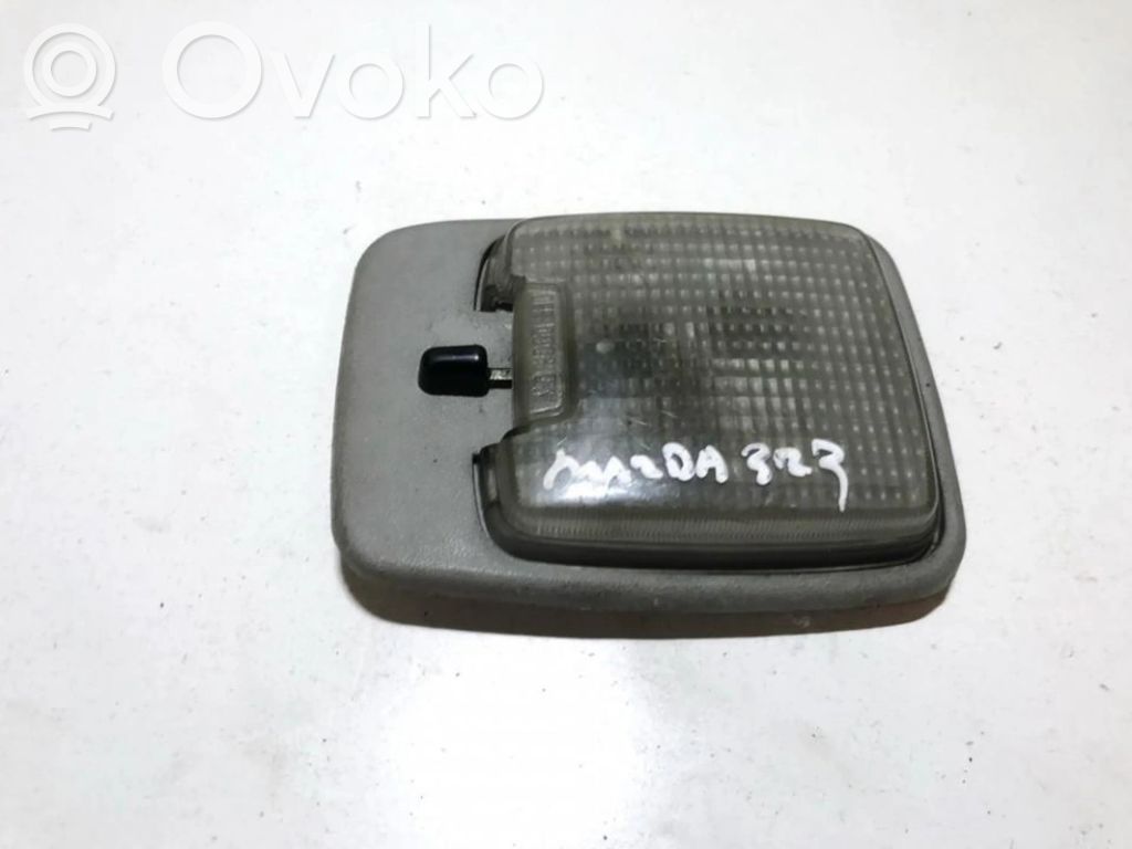 Mazda 323 Lampka podsufitki tylna 