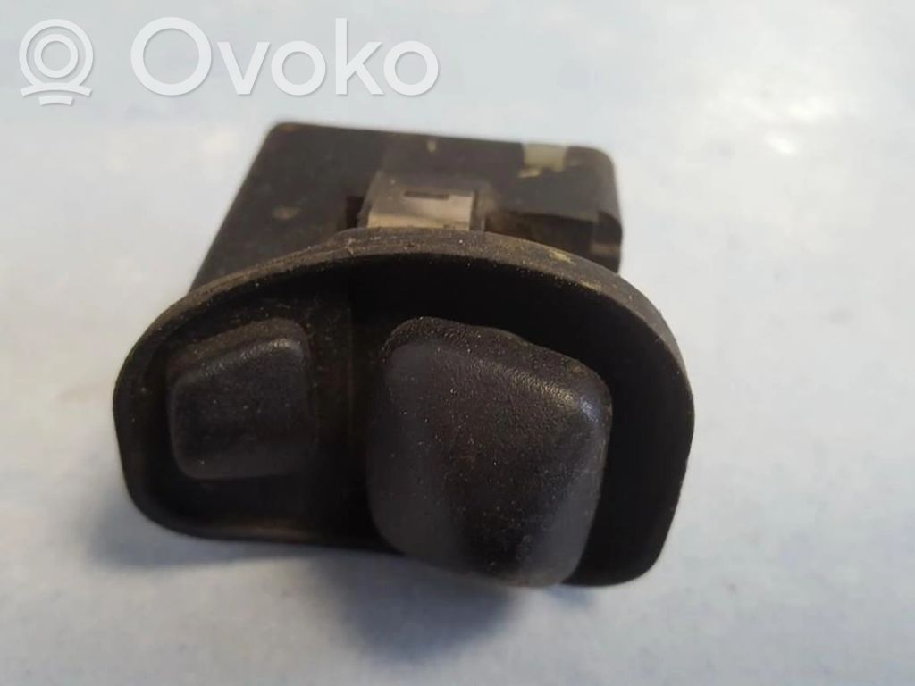 BMW 5 E34 Wing mirror switch 