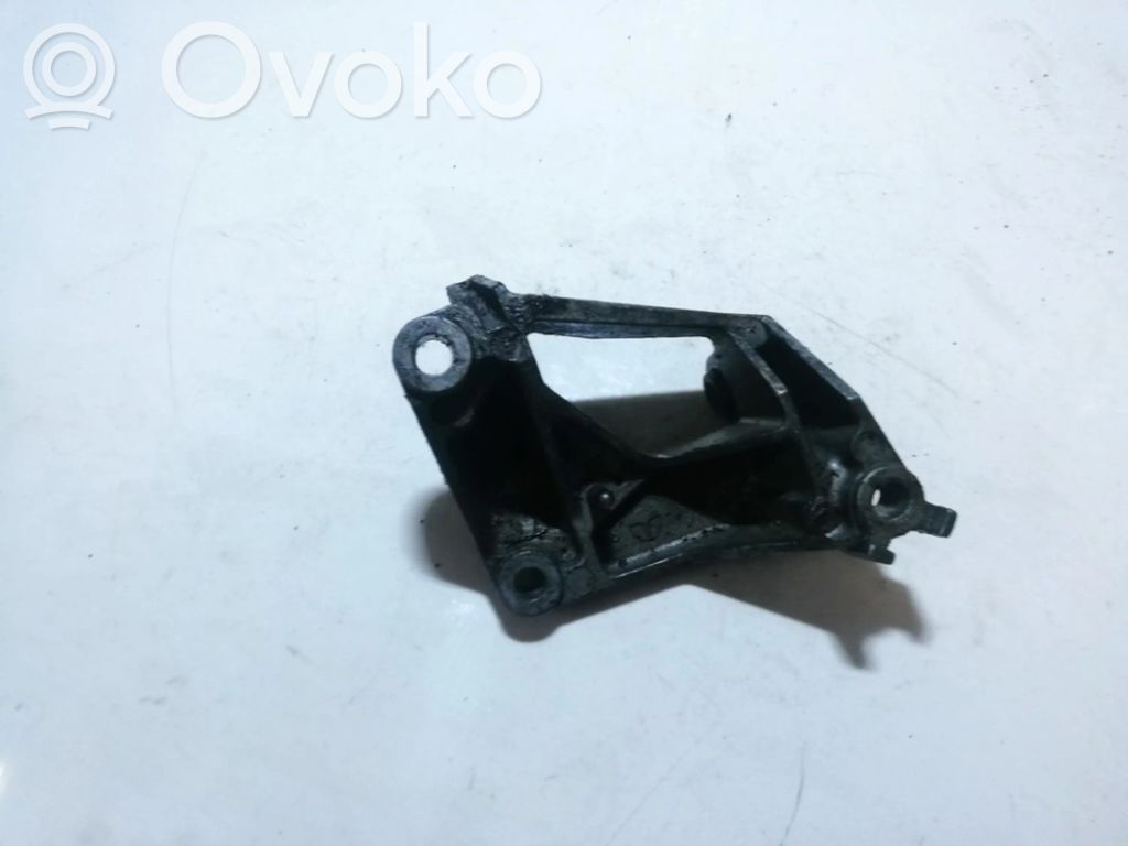 Engine mounting bracket   4356077,4356077
