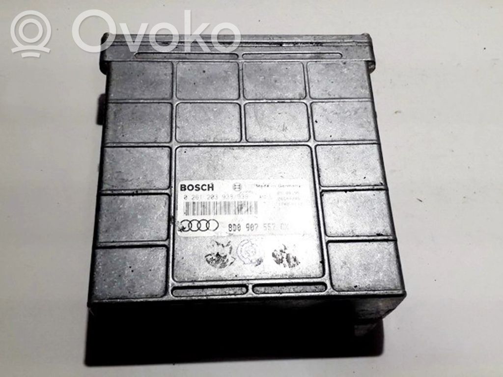 Sterownik / Moduł ECU   0261203938,8D0907557CX,0261203938