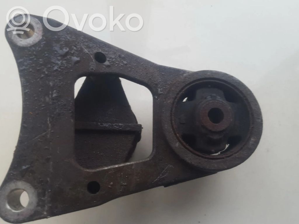 Toyota Avensis T250 Engine mount bracket 