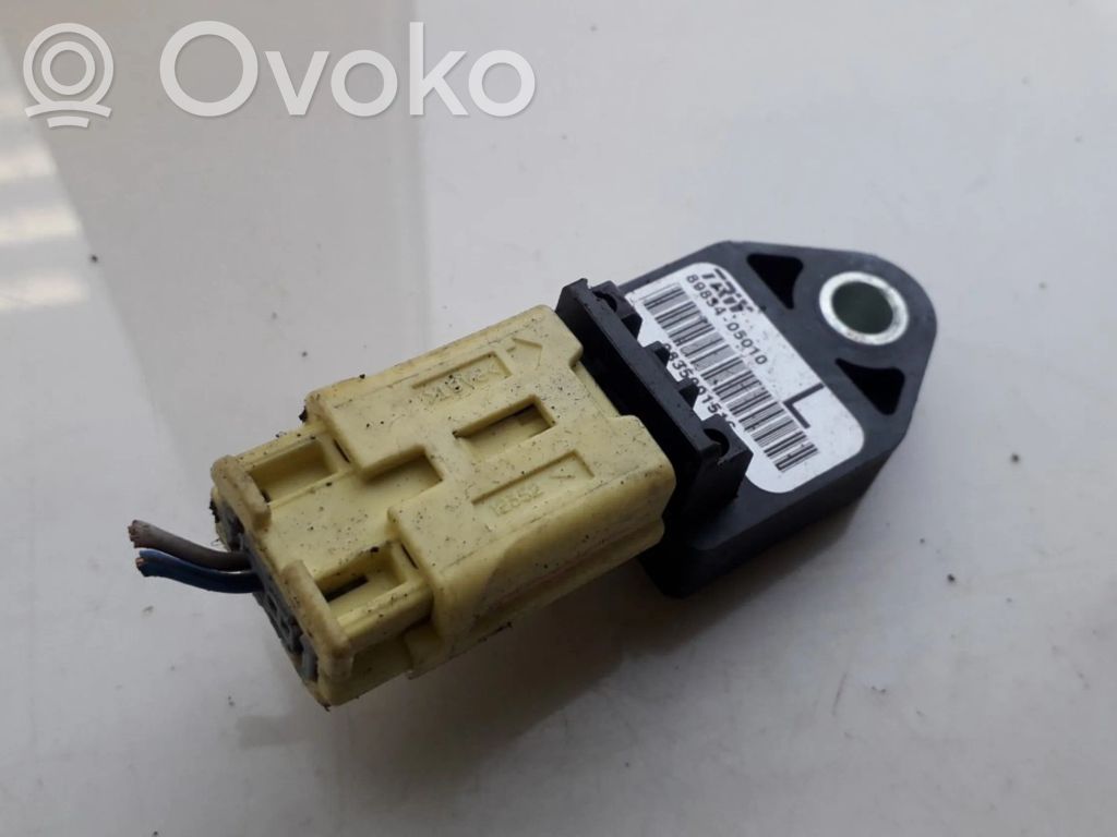 Toyota Avensis T250 Senzor impact/declanșare airbag 