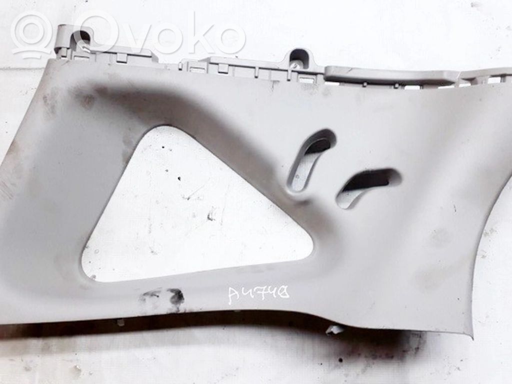 Nissan Note (E12) Otros repuestos del interior 