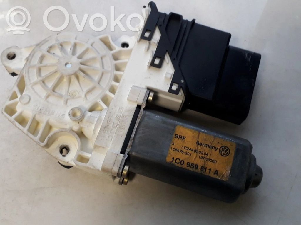 Volkswagen Bora Silniczek podnoszenia szyby drzwi tylnych 
