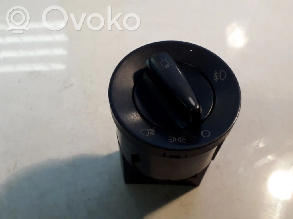 Interruptor de luz   1C0941531,C1K2611T,1C0941531,C1K2611T