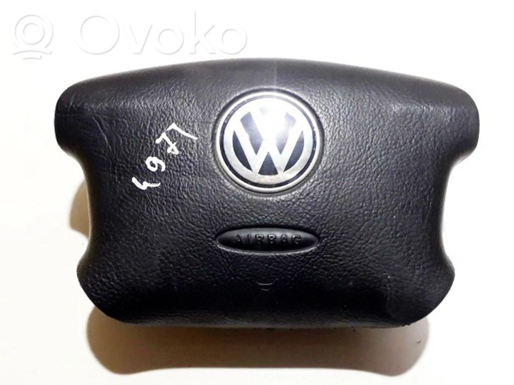 Volkswagen Golf IV Airbag volan