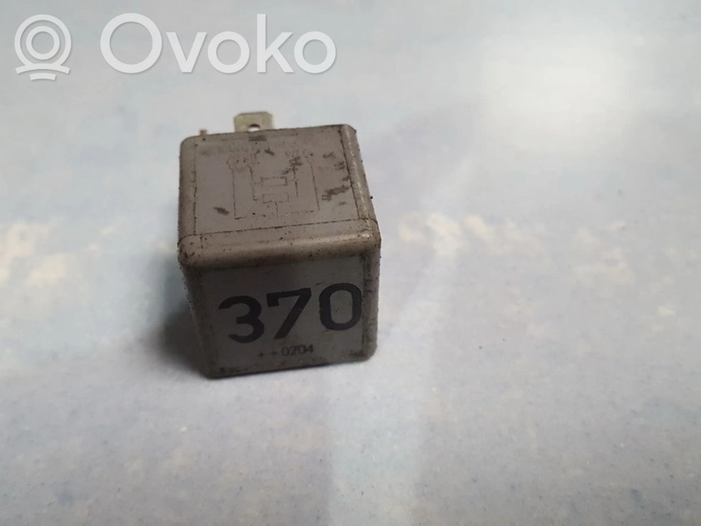 Inne przekaźniki   8D0951253,V23134J52X300,8D0951253,V23134J52X300,V23134J52X300