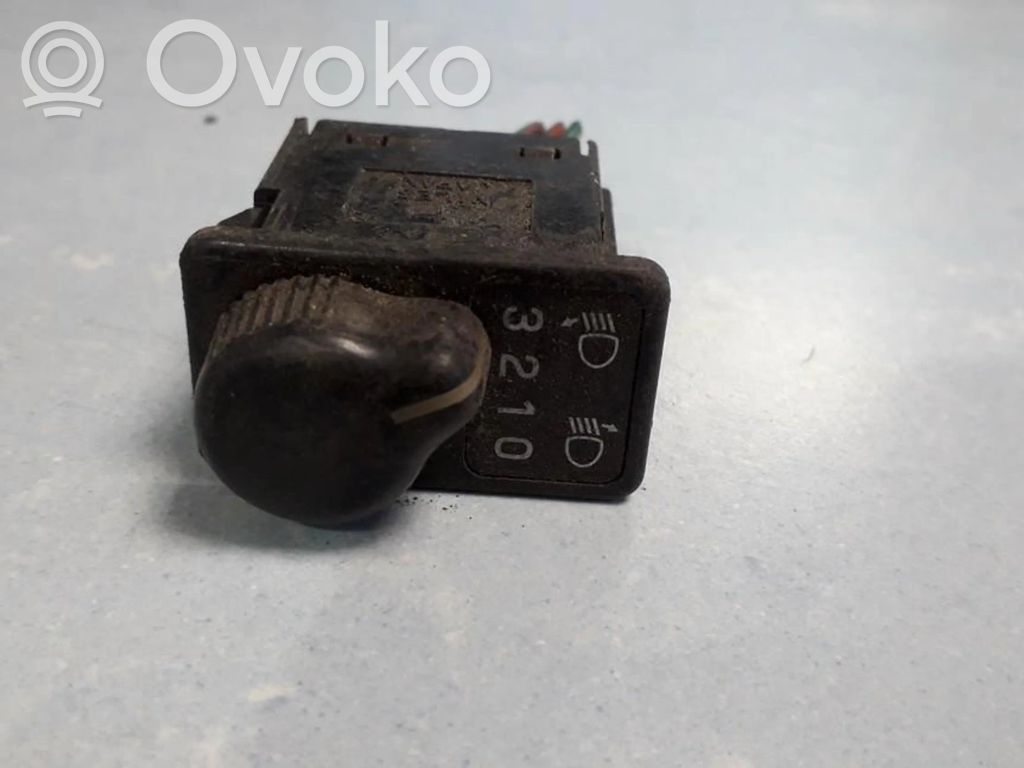 Headlight level height control switch