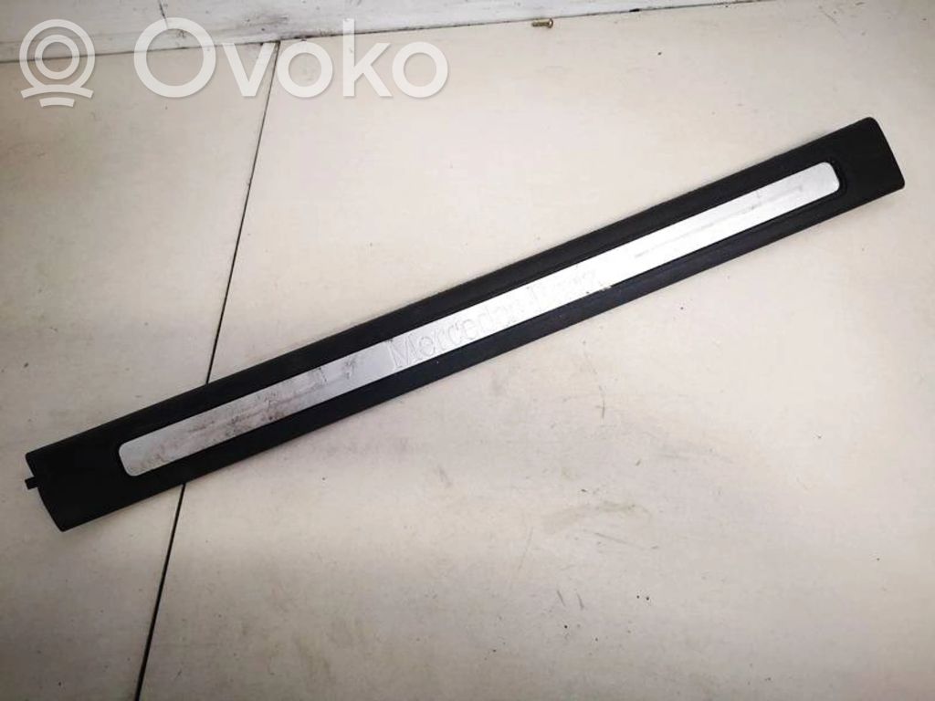 Mercedes-Benz A W169 Listwa progowa przednia