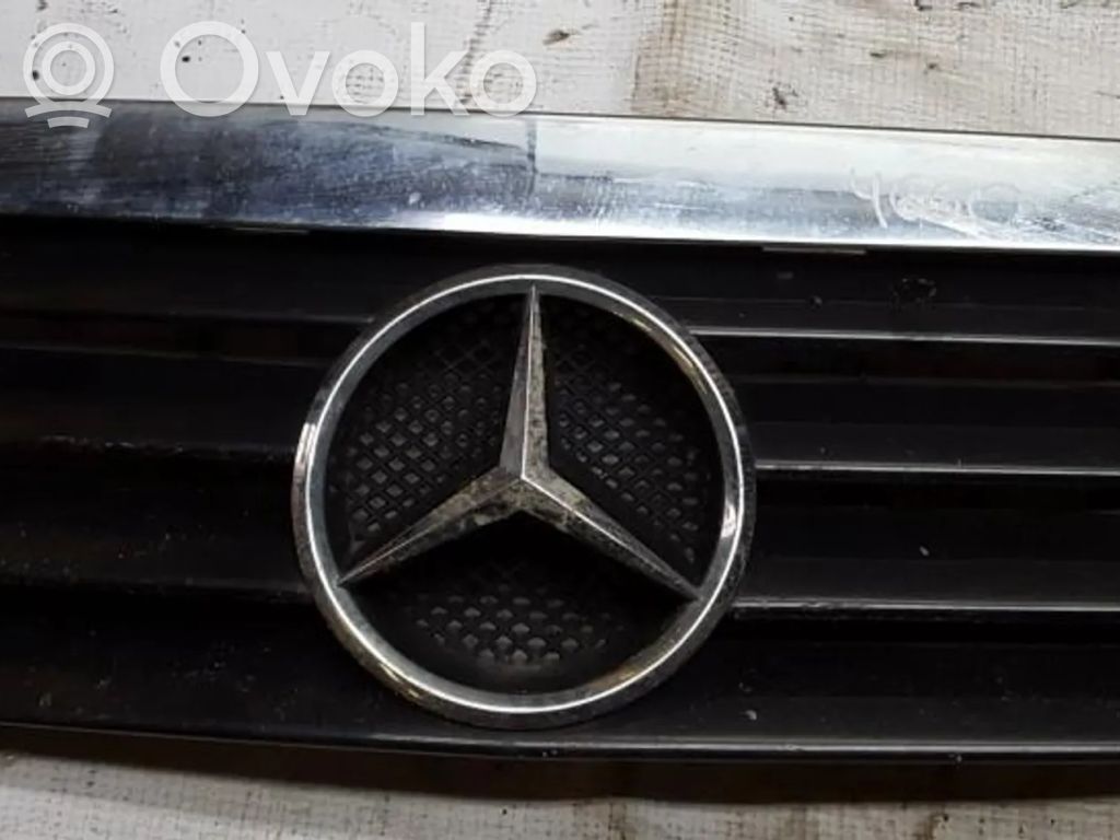 Mercedes-Benz A W168 Etusäleikkö 
