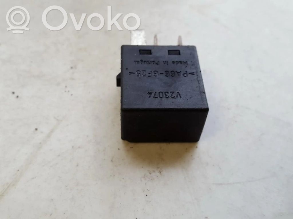Muu rele   MB953382,MB953382