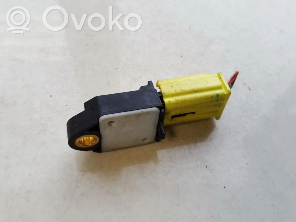 Toyota Avensis T270 Senzor impact/declanșare airbag