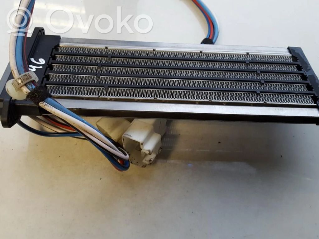 Toyota Avensis T270 Radiator aerotermă electrică cabină 