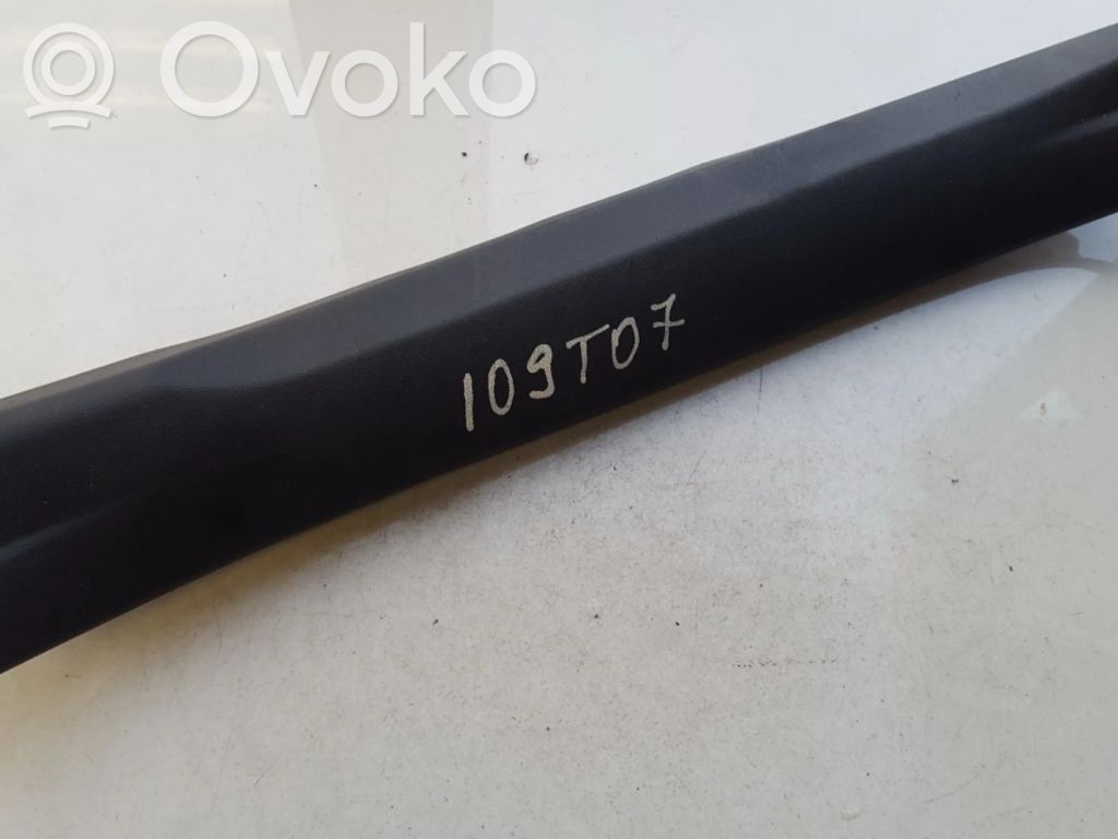 Toyota Auris 150 Altra parte interiore