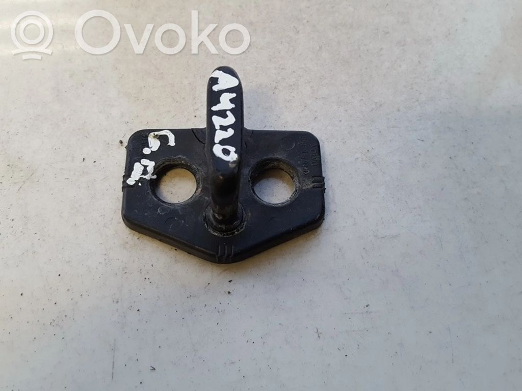 Volvo S80 Traba/gancho de cierre de puerta trasera 