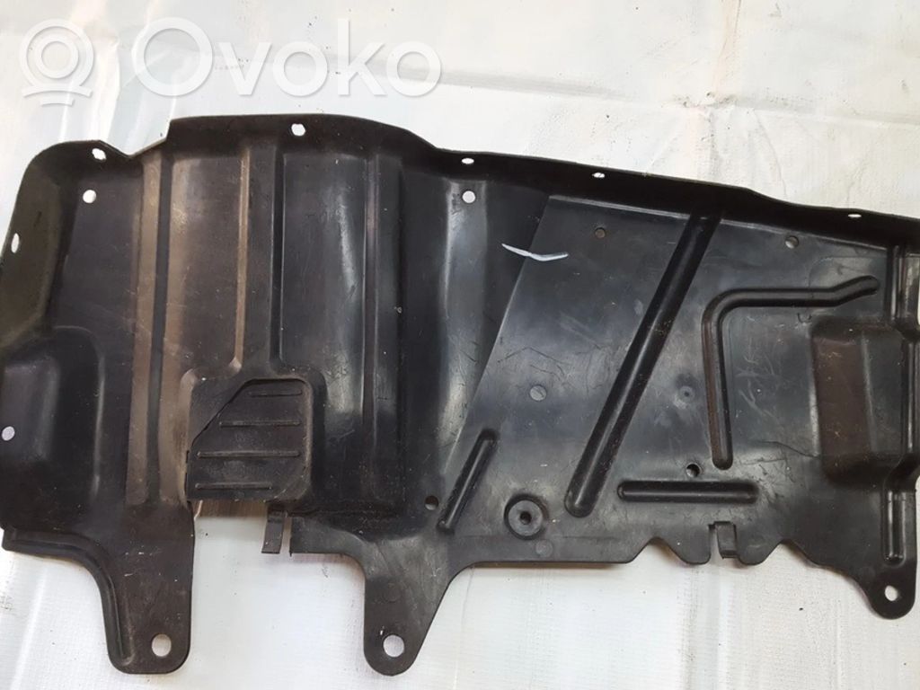 Mitsubishi Carisma Engine splash shield/under tray