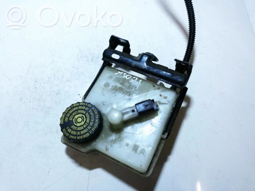 Citroen Xsara Picasso Serbatoio di compensazione del liquido del freno 