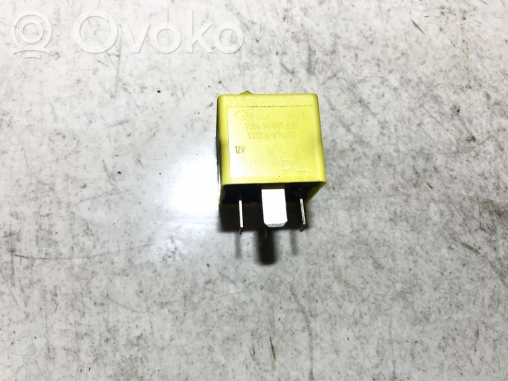 Alte relee   93BG14N089B1B,V23136B1X33,93BG14N089B1B,V23136B1X33