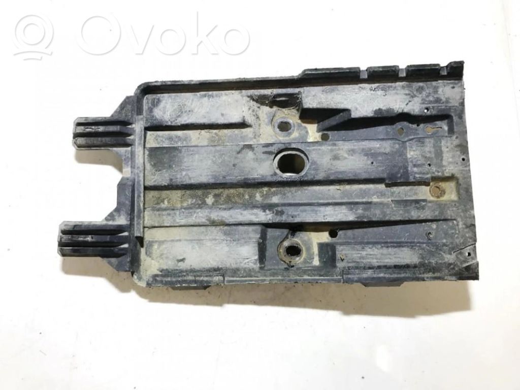 Volvo 850 Battery bracket 