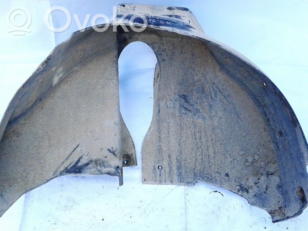 Pare-boue arrière   8D0810172,8D0810172